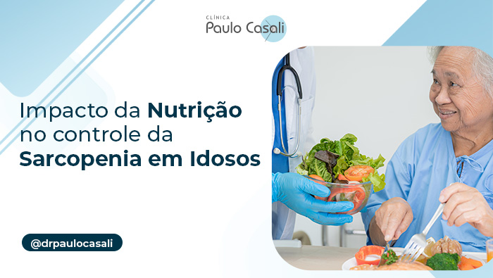 Uma médica oferece uma tigela de salada para uma paciente idosa, que sorri enquanto prepara-se para comer uma refeição saudável em uma mesa.